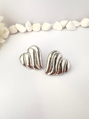 Aros Corazón Metálico elegante