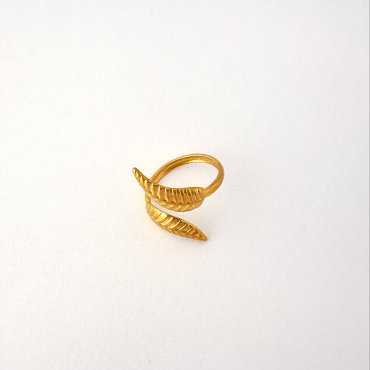 🍃 Anillo Hojas entrelazadas - Ajustable
