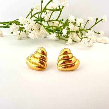 Pendientes Corazón Dorado Envolvente