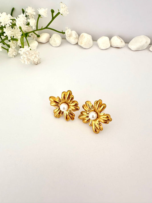 Pendientes Flor Oro con Perla