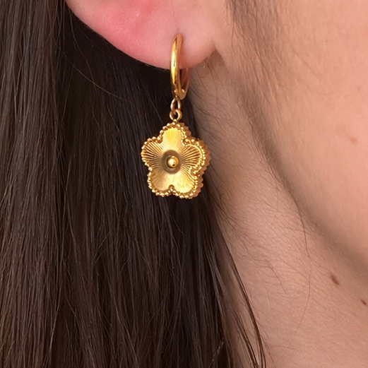 Aros Flora Radiante - Enchape de Oro 18k