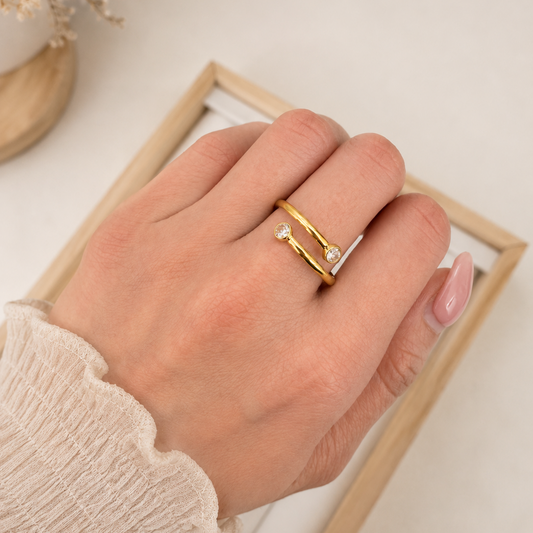 Anillo Doble Punto de Luz - Ajustable - Enchape de Oro 18k