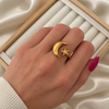 Anillo Luna y Estrella - Ajustable - Enchape de Oro 18k