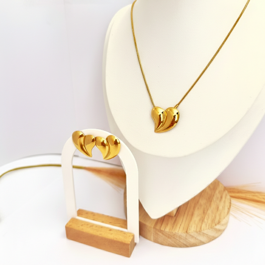 Conjunto Corazones en Relieve Oro