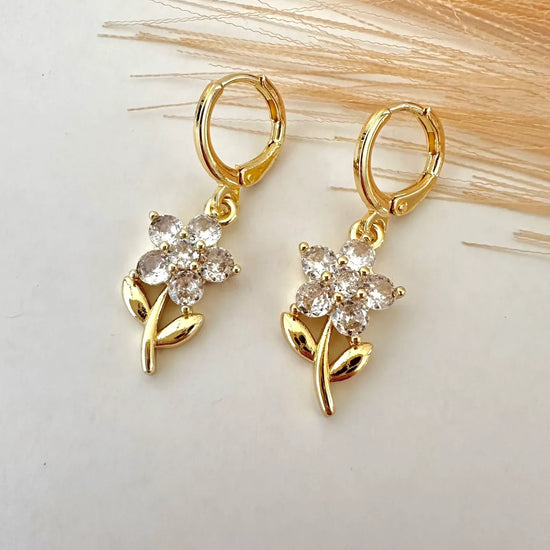 Pendientes florcita puntos de luz - Glamora