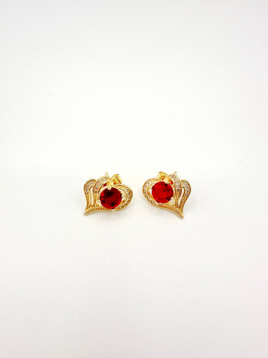 Aros Corazón Rubí con Circones - Baño de Oro 18k