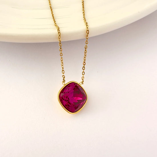 Collar Cristal Cuadrado Fucsia - Glamora