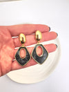 Aros Nácar Noir - Enchape de Oro 18k