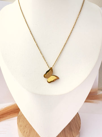 Collar Mariposa Dorada Serenity