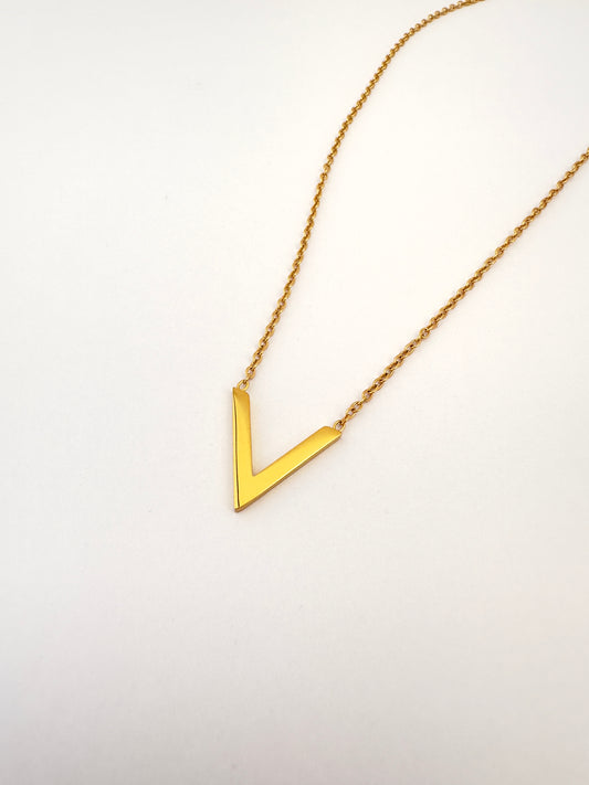 ✨ Collar Dorado V Minimal