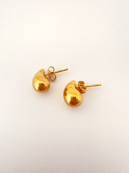 ✨ Aros Gota Clásica Dorada pequeña