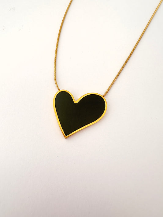 ✨ Collar Corazón Ébano Dorado