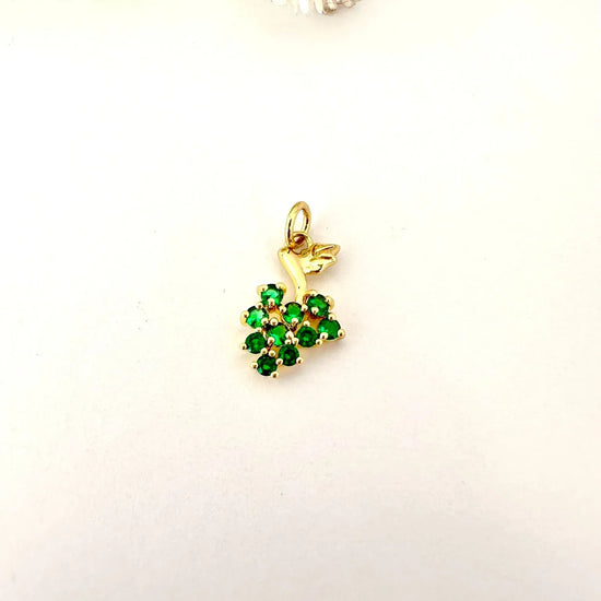 Dije de Uvas – 1,5 cm - Baño de Oro 18k - Glamora