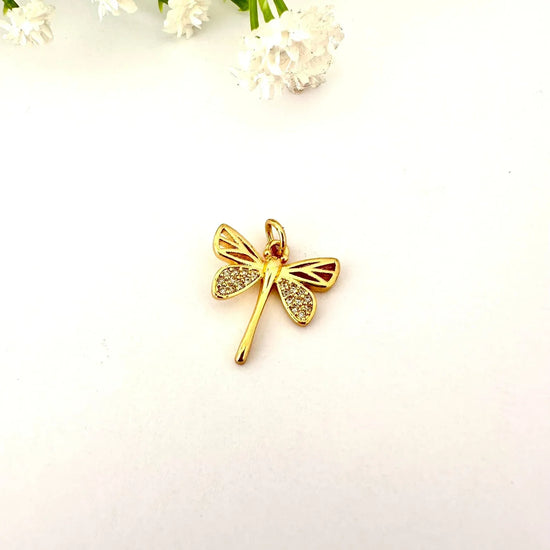 Dije Libélula – 1,8 cm - Baño de Oro - Glamora