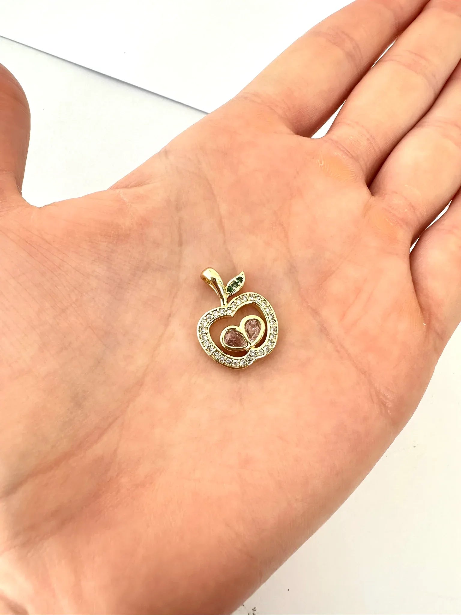 Dije Manzana Brillante – 1.5 cm - Baño de Oro - Glamora