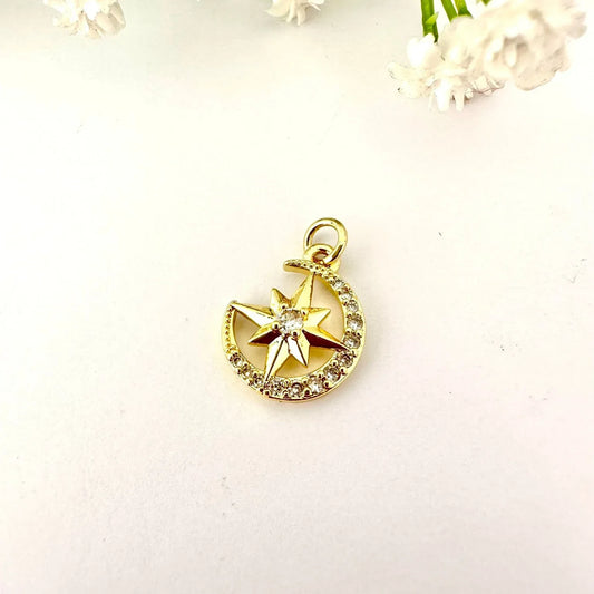 Dije Luna & Estrella Brillante – 1.7 cm - Baño de Oro - Glamora