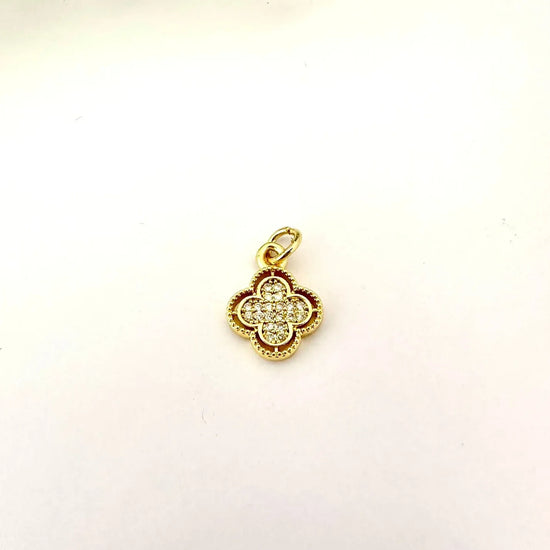 Dije Trébol de Destellos - 1,1cm - Baño de Oro - Glamora