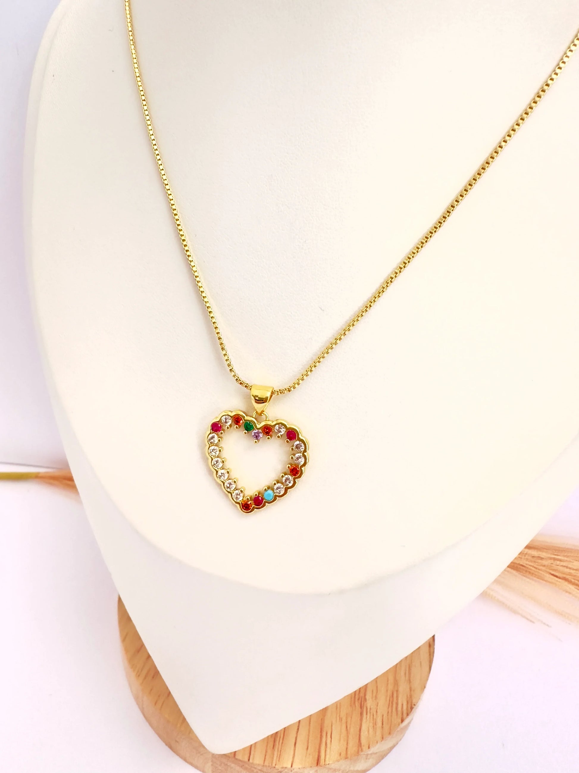 Collar Corazón Arcoíris - 50 cm - Baño de Oro - Glamora