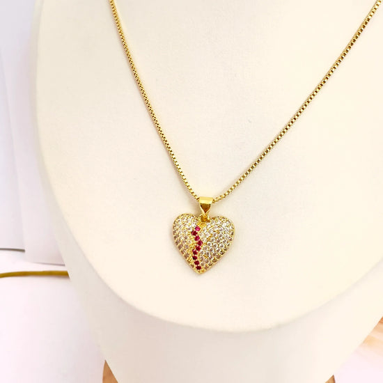 Collar Corazón Rubí Destellante – 50 cm - Baño de Oro - Glamora