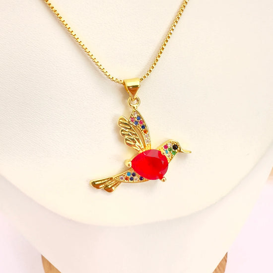 Collar Colibrí Rubí Multicolor – 50 cm - Baño de Oro - Glamora