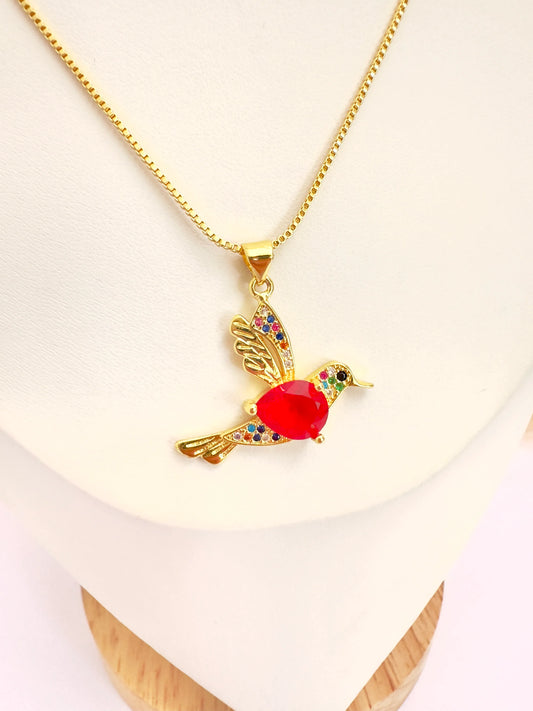 Collar Colibrí Rubí Multicolor – 50 cm - Baño de Oro - Glamora