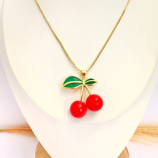 Collar Cerezas grandes – 50 cm - Baño de Oro - Glamora