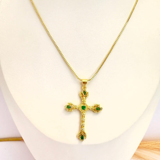 Collar Cruz Esmeralda – 50 cm - Baño de Oro - Glamora