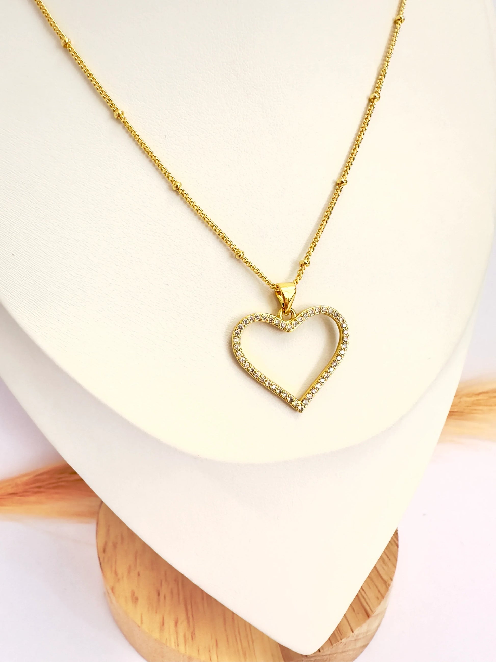 Collar Corazón Delicado – 50 cm - Baño de Oro - Glamora