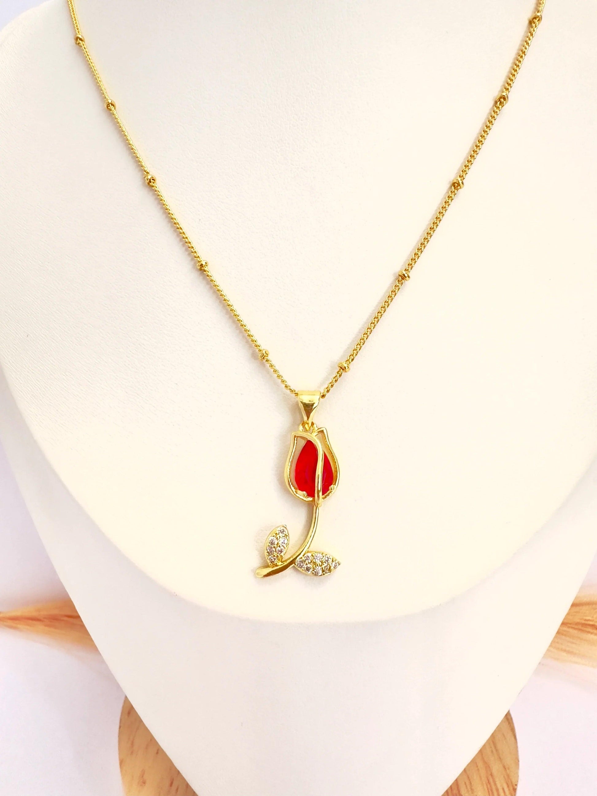 Collar Tulipán Rojo – 50 cm - Baño de Oro - Glamora
