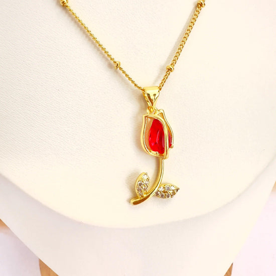 Collar Tulipán Rojo – 50 cm - Baño de Oro - Glamora
