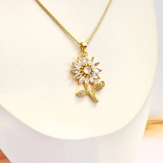 Collar Girasol Brillante – 50 cm - Baño de Oro - Glamora