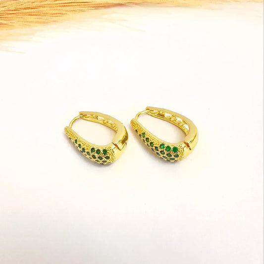Argollas con Circones esmeralda – 2,2 cm - Baño de oro - Glamora