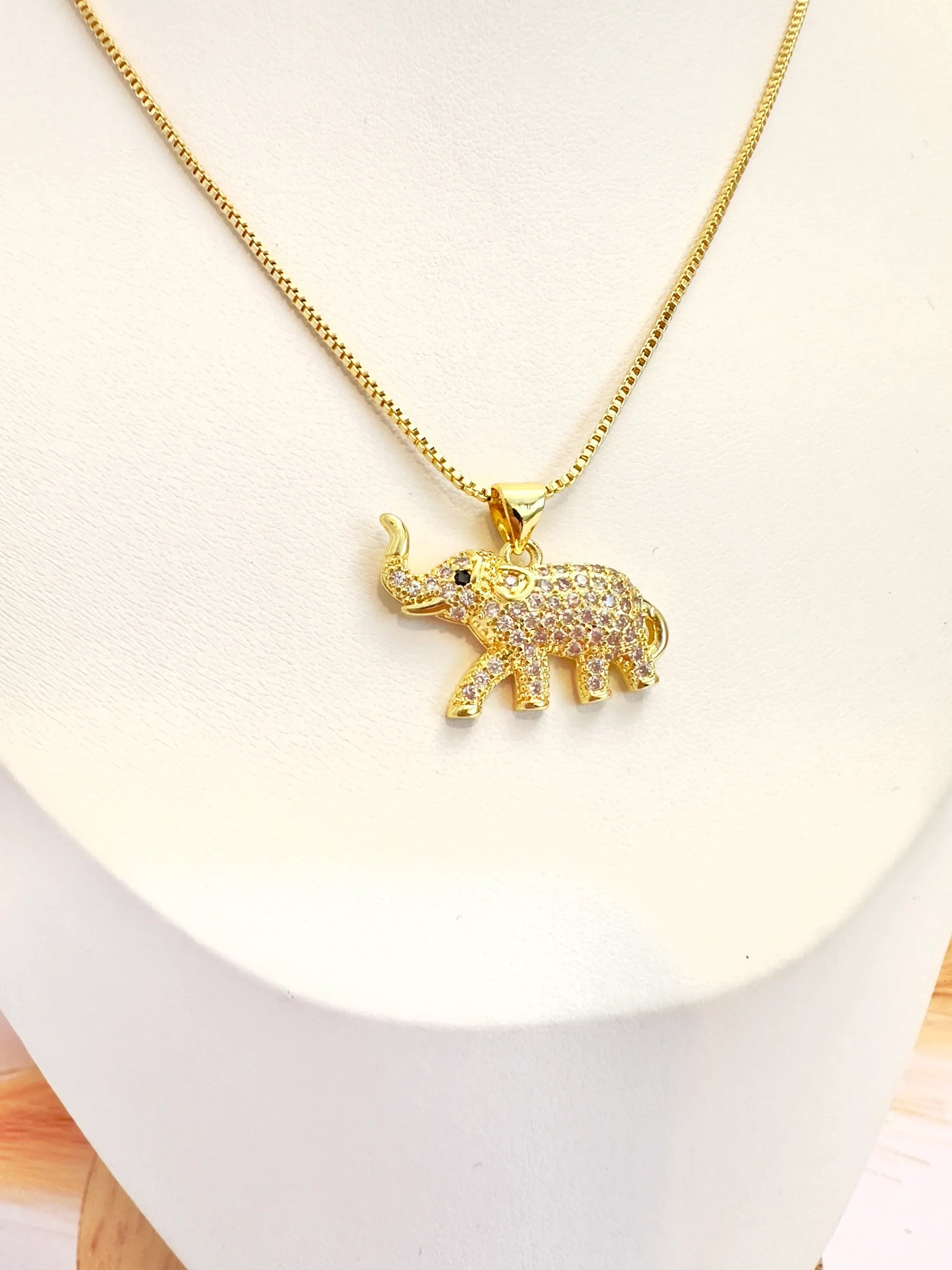 Collar Elefante Brillante – 50 cm - Baño de Oro - Glamora