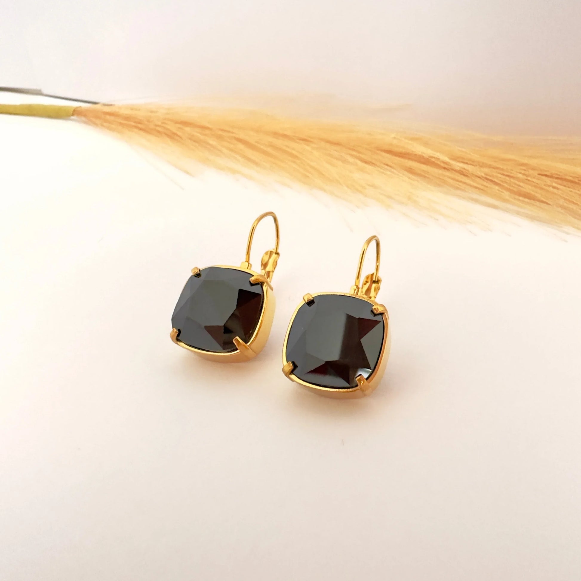 Pendientes Gema Negra Brillante - 2,7cm - Glamora