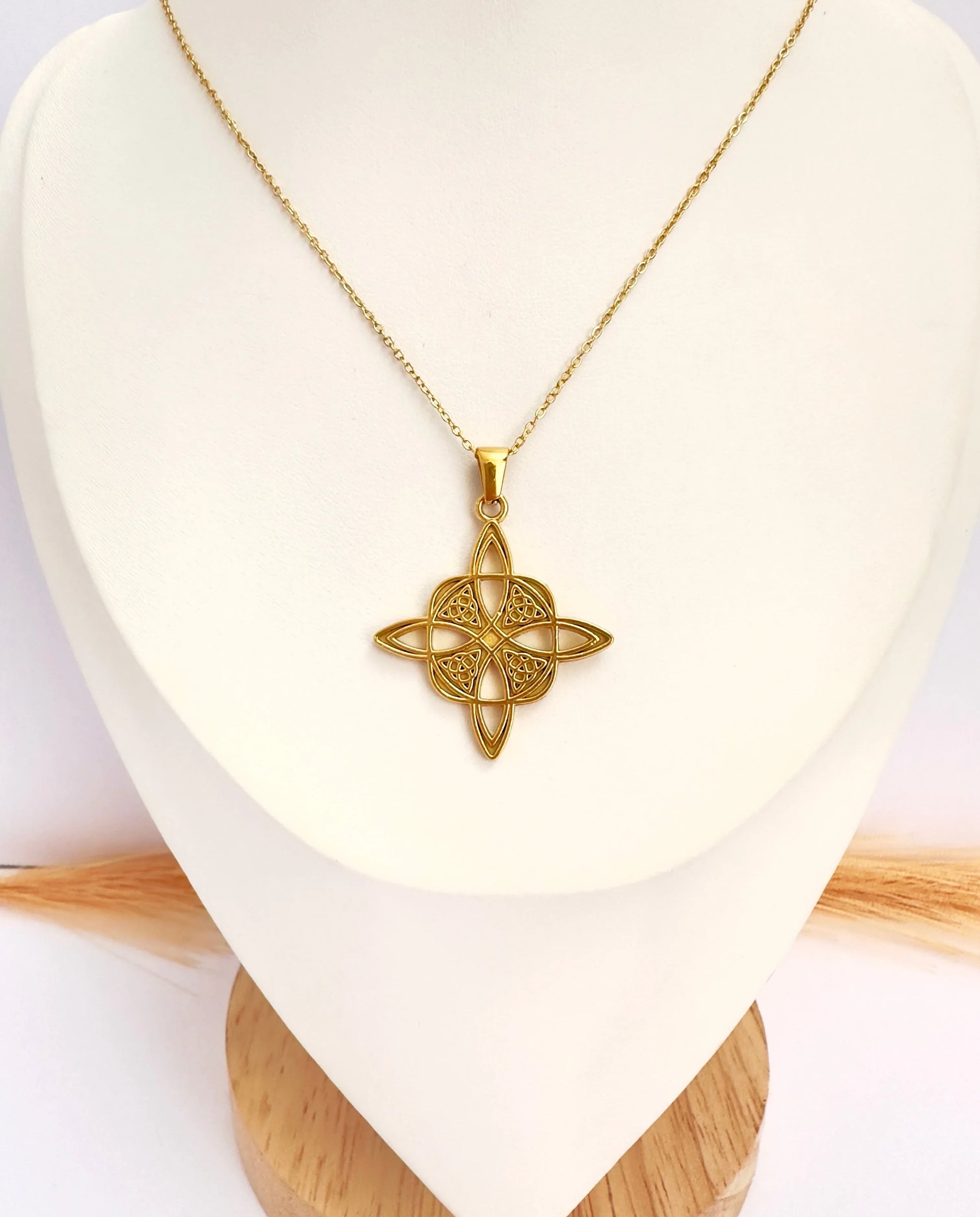 Collar Nudo de Brujas Oro - 50cm - Glamora