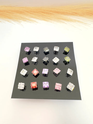 Pack 10 Pendientes de Circones y puntos de luz- $860 c/u - Glamora