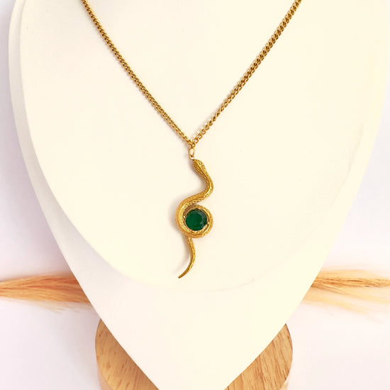 Collar Serpiente Esmeralda Oro - 50cm - Glamora