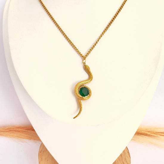 Collar Serpiente Esmeralda Oro - 50cm - Glamora