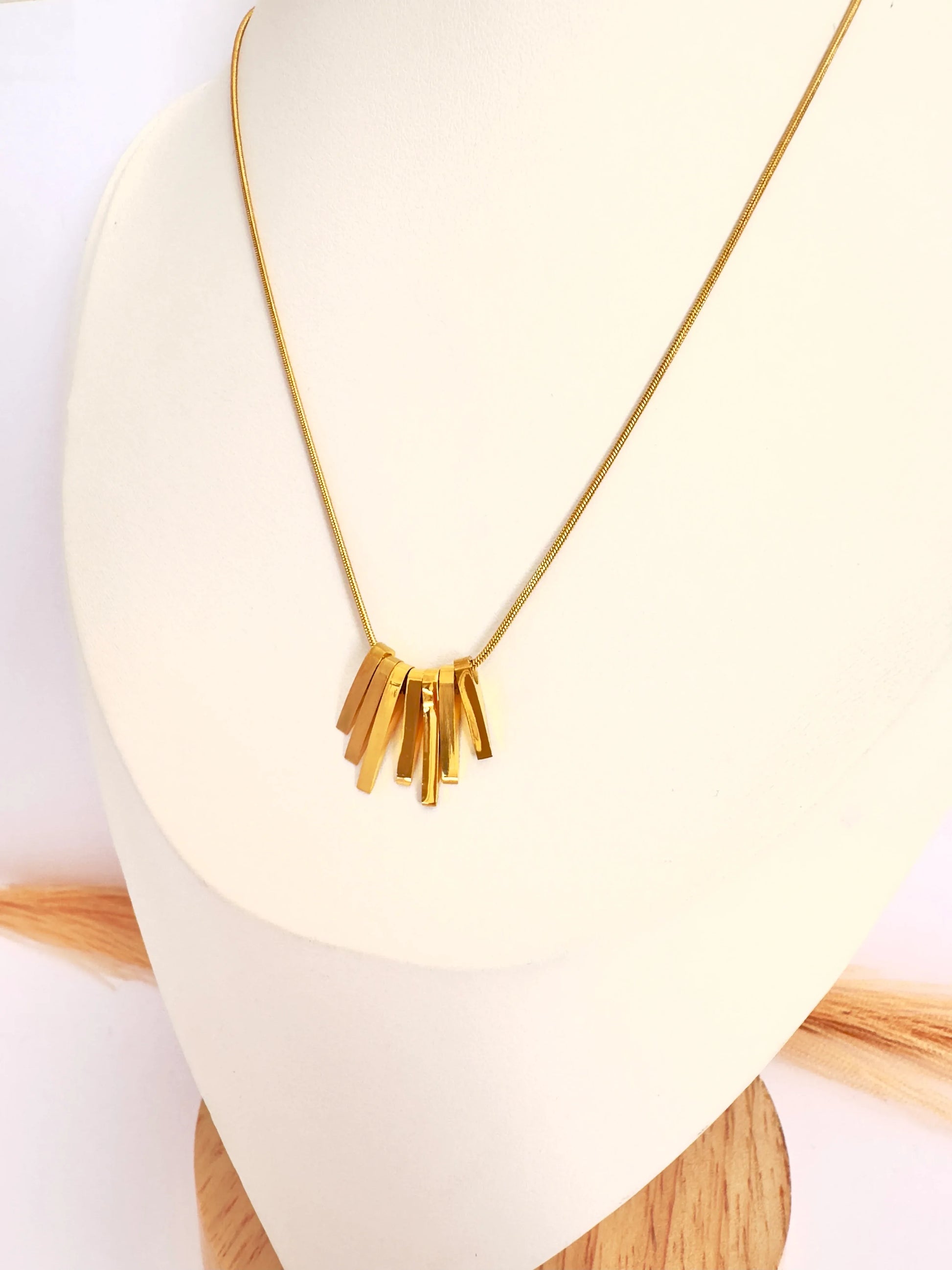 Collar minimalista elegante Oro - 45cm - Glamora