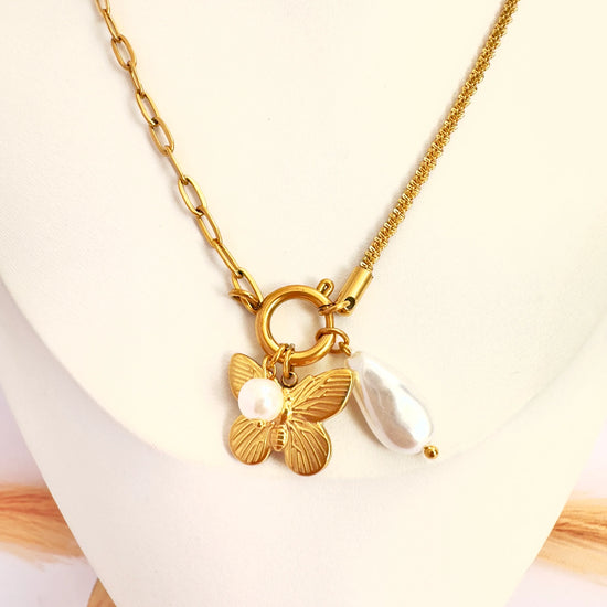 ✨ Collar cierre timón de Mariposa & Perla - Enchape Oro 18k - Glamora