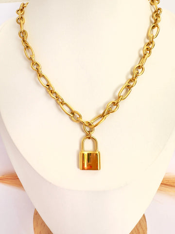 ✨ Collar con Candado Trend Oro - Glamora