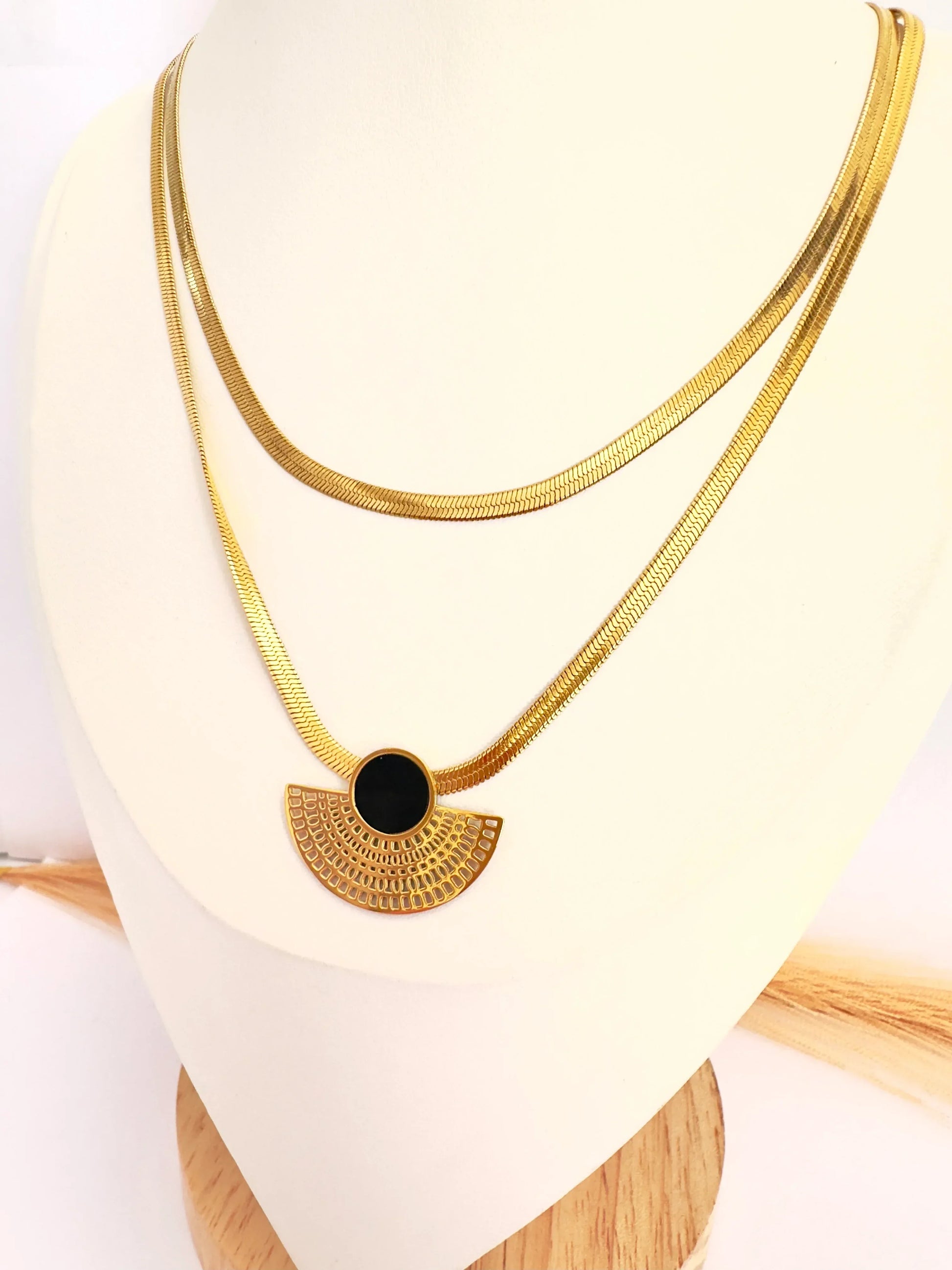 Collar Doble Geométrico Negro de Oro - Glamora