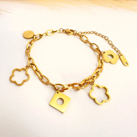 ✨ Pulsera Floral de Oro - Glamora