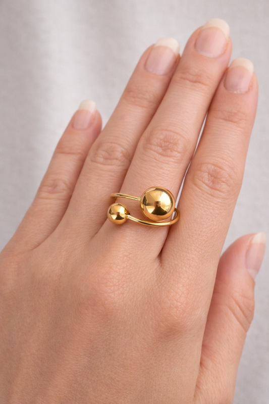 Anillo Doble Esfera - Enchape de Oro 18k - Ajustable