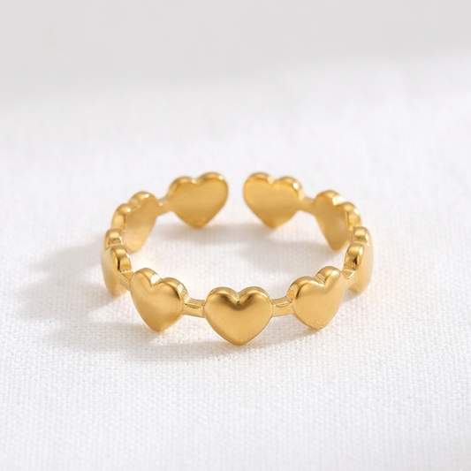Anillo Cintillo de Corazones - Enchape de Oro 18k- Ajustable