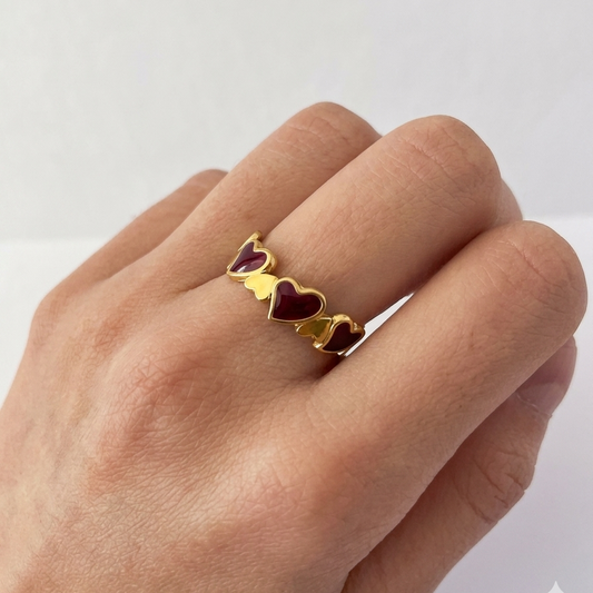 Anillo corazones Burdeo - Enchape de Oro 18k -  Ajustable