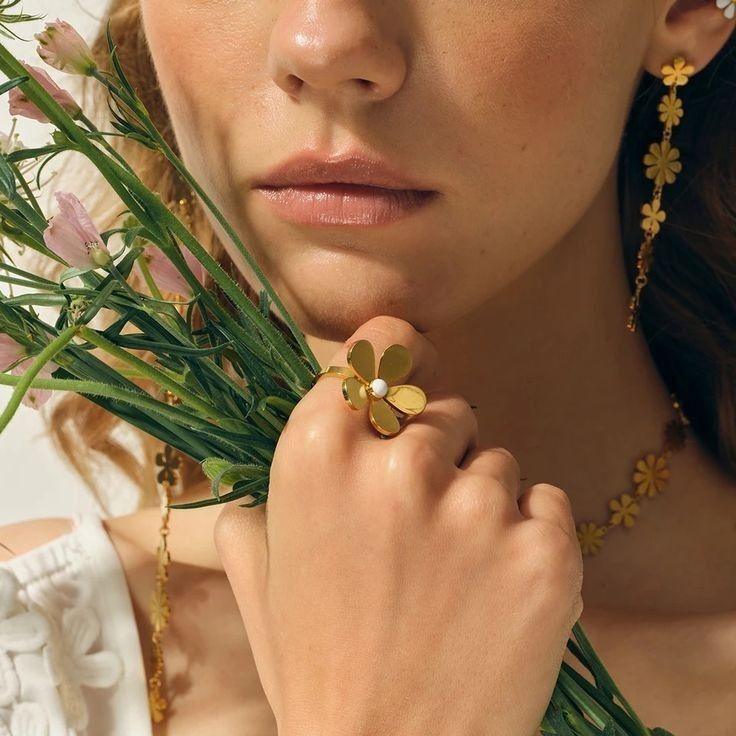 Glamora